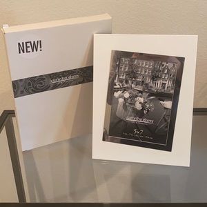 Aaron Brothers 5x7 opening frame